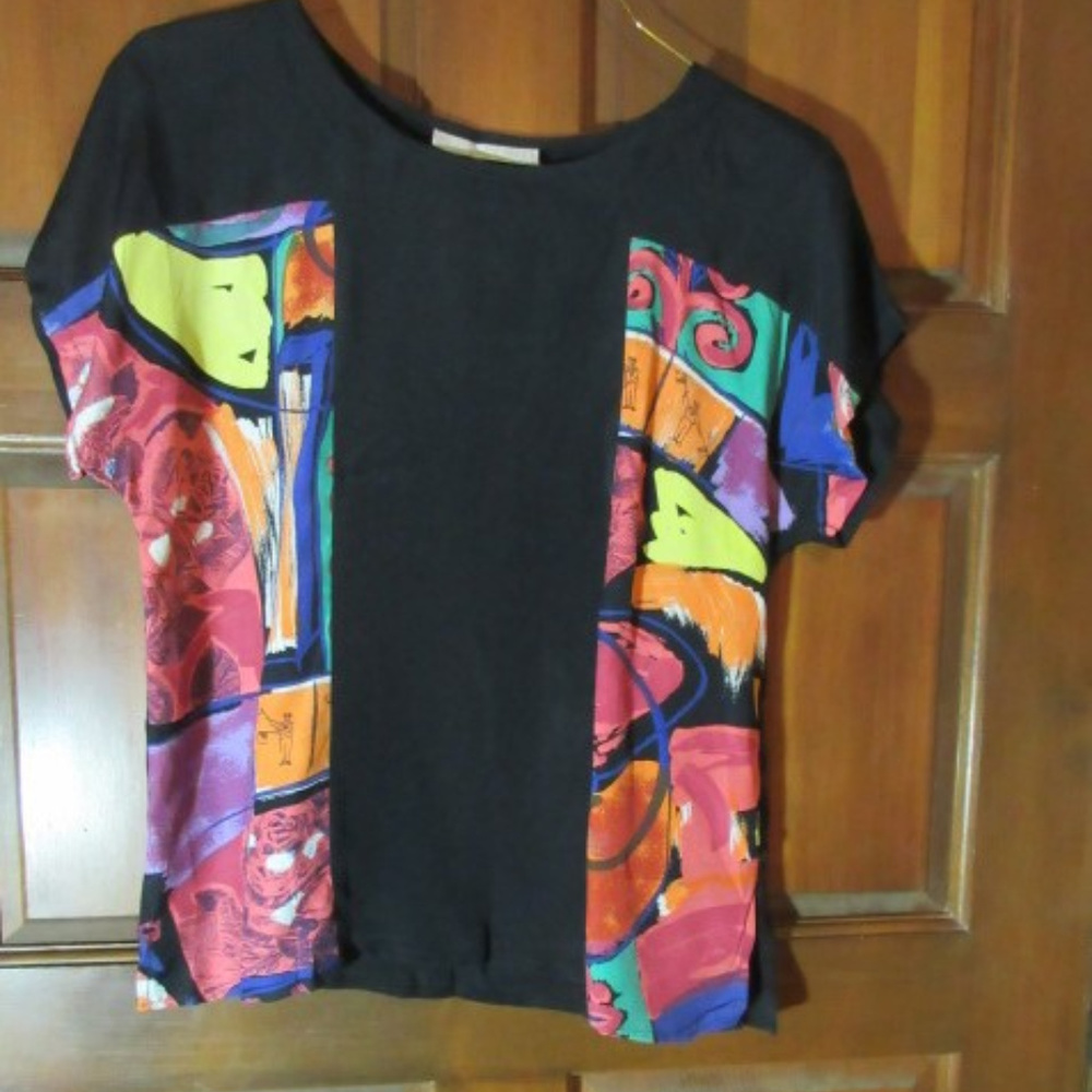 AC SPORT BLACK GEOMETRIC DESIGN BLOUSE Size 8